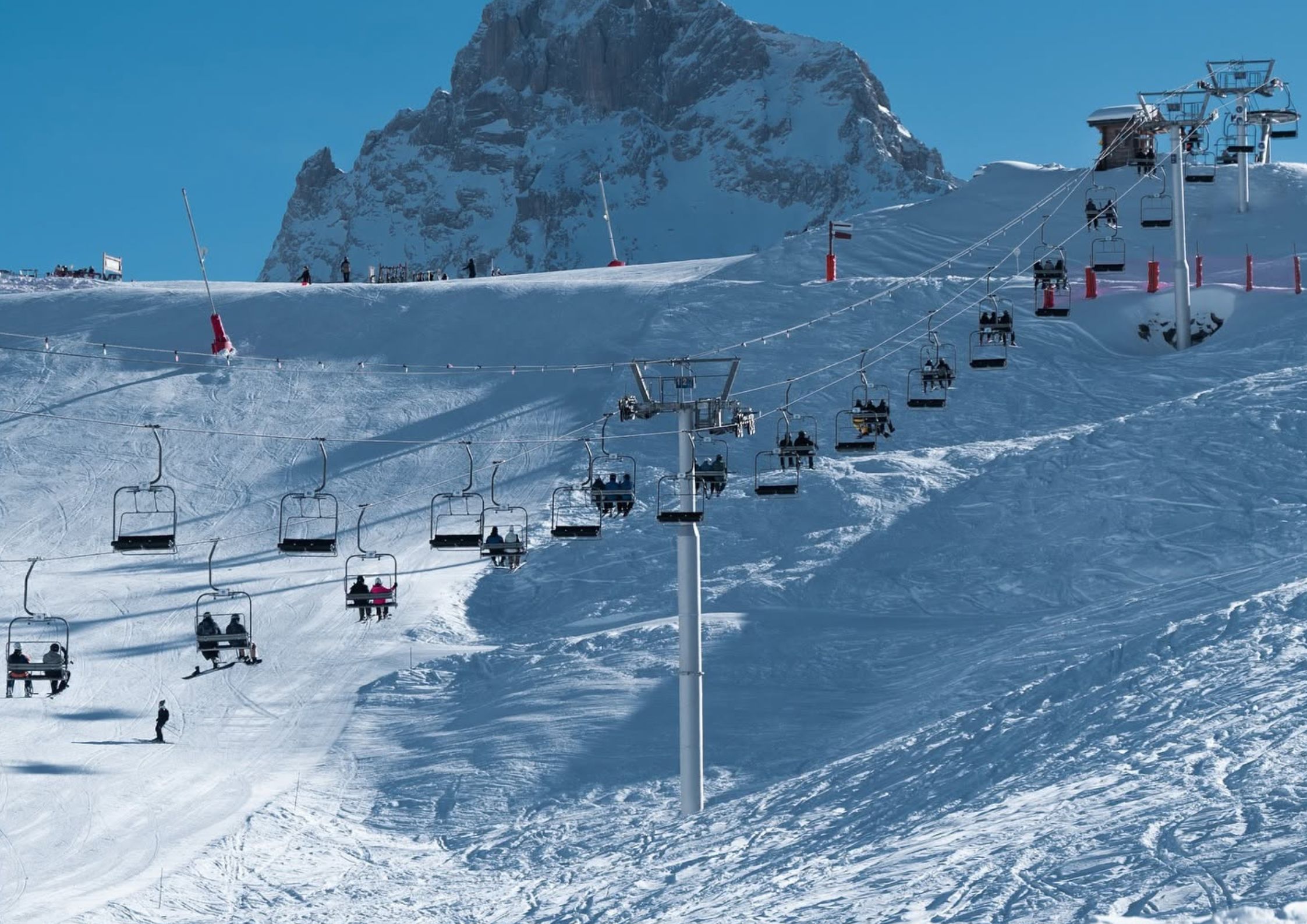 Le Grand-Bornand transfers provide easy access to the resort's snowy slopes and modern chairlift network in the Aravis mountains.